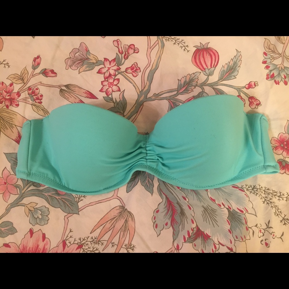 Victoria’s Secret Strapless Swimsuit Top